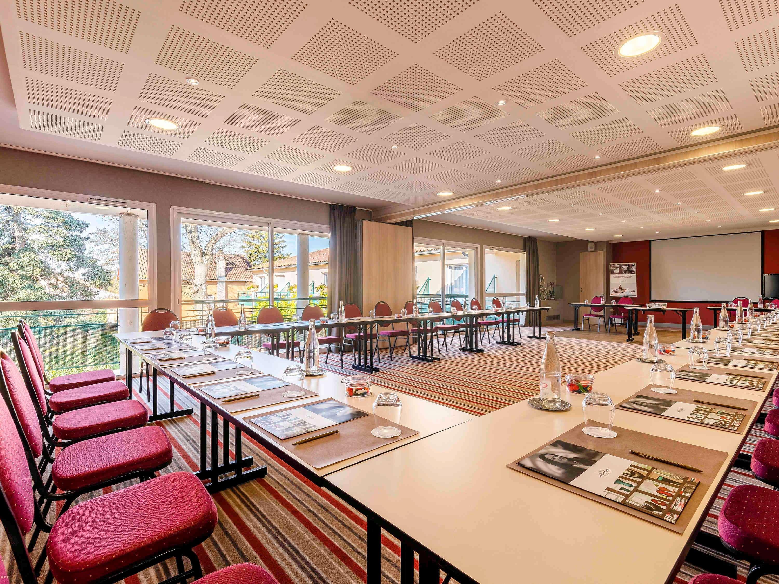 Mercure Castres L'Occitan Buitenkant foto