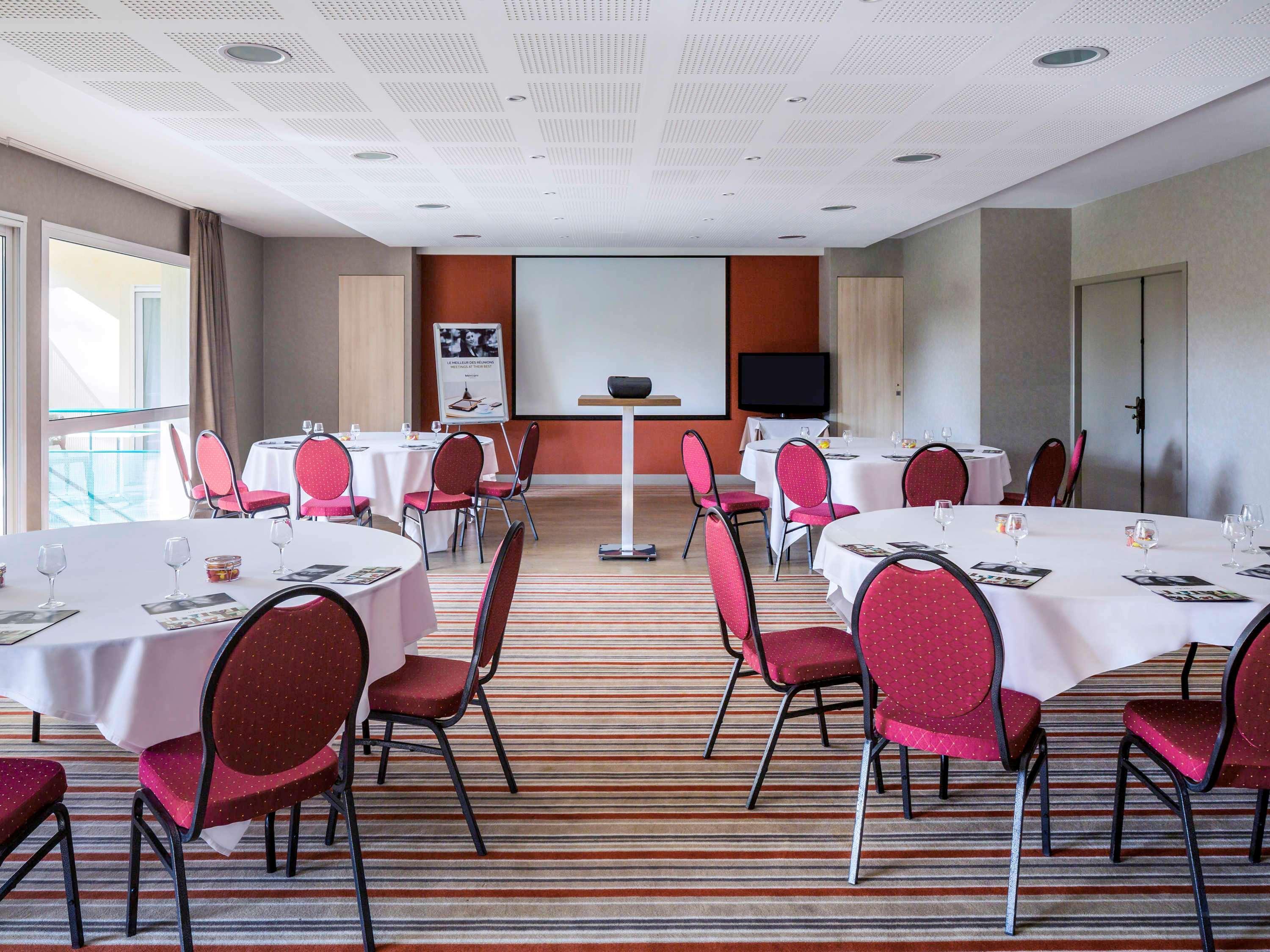 Mercure Castres L'Occitan Buitenkant foto