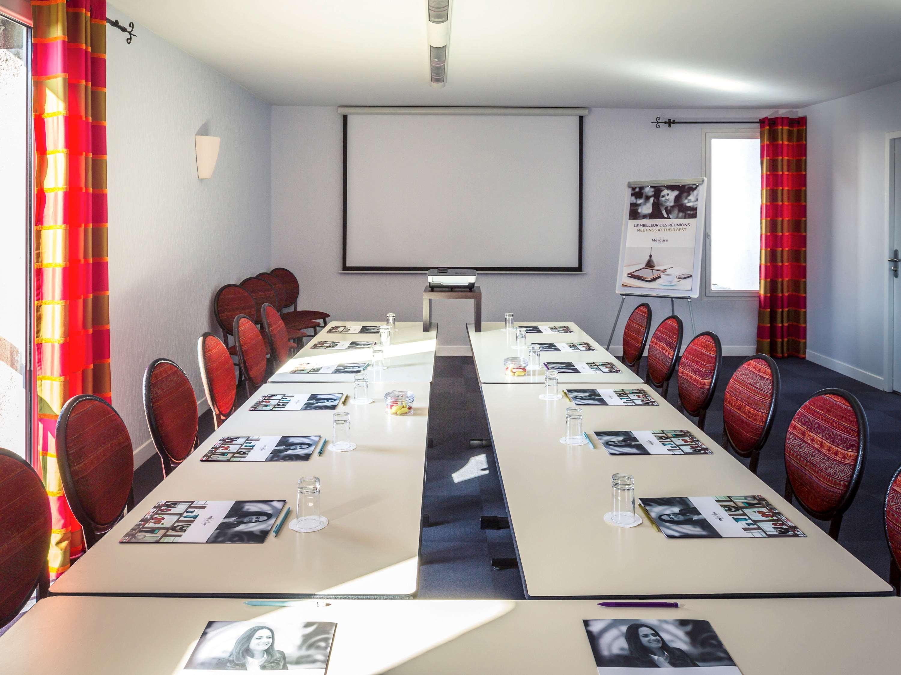 Mercure Castres L'Occitan Buitenkant foto