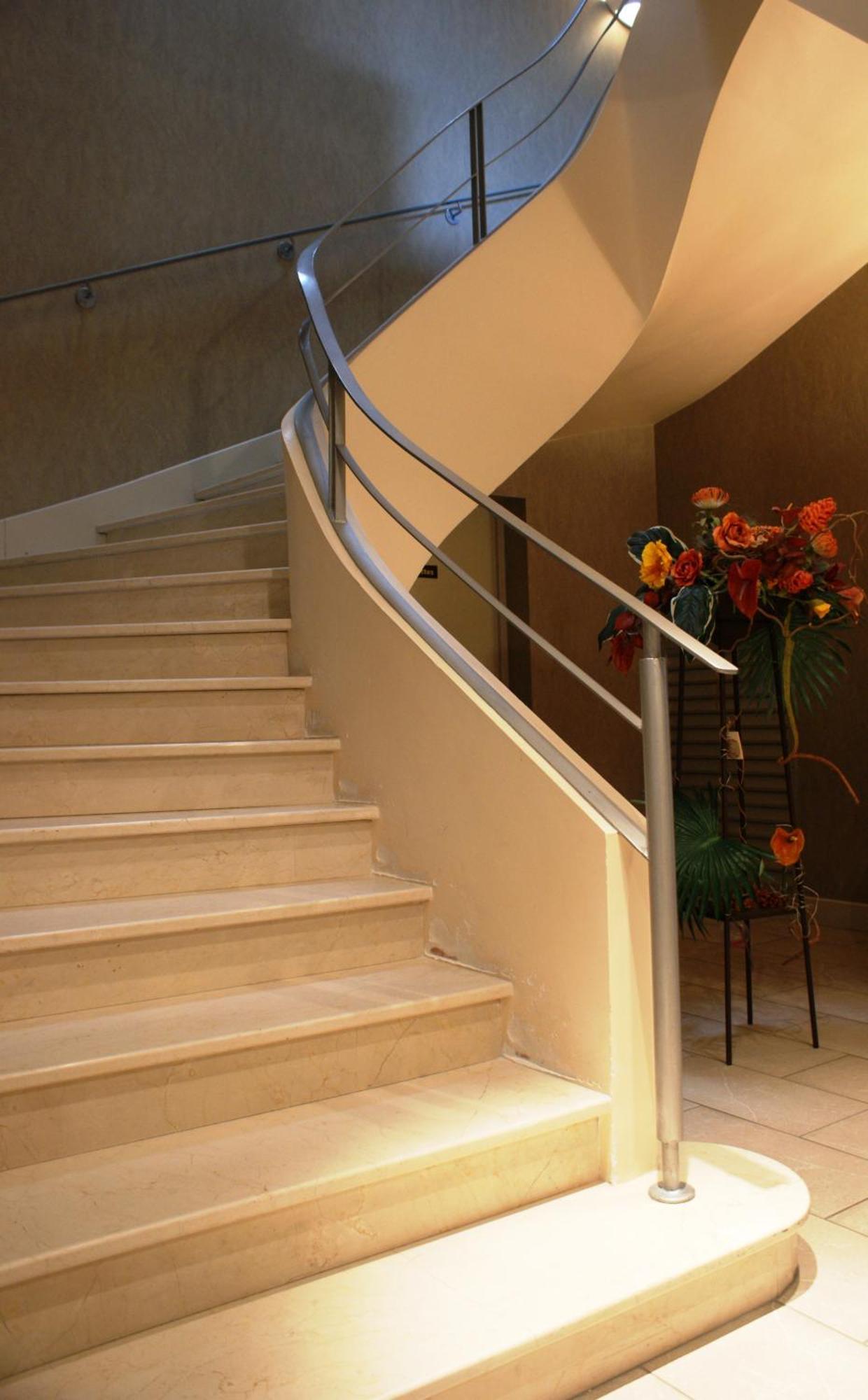 Mercure Castres L'Occitan Buitenkant foto